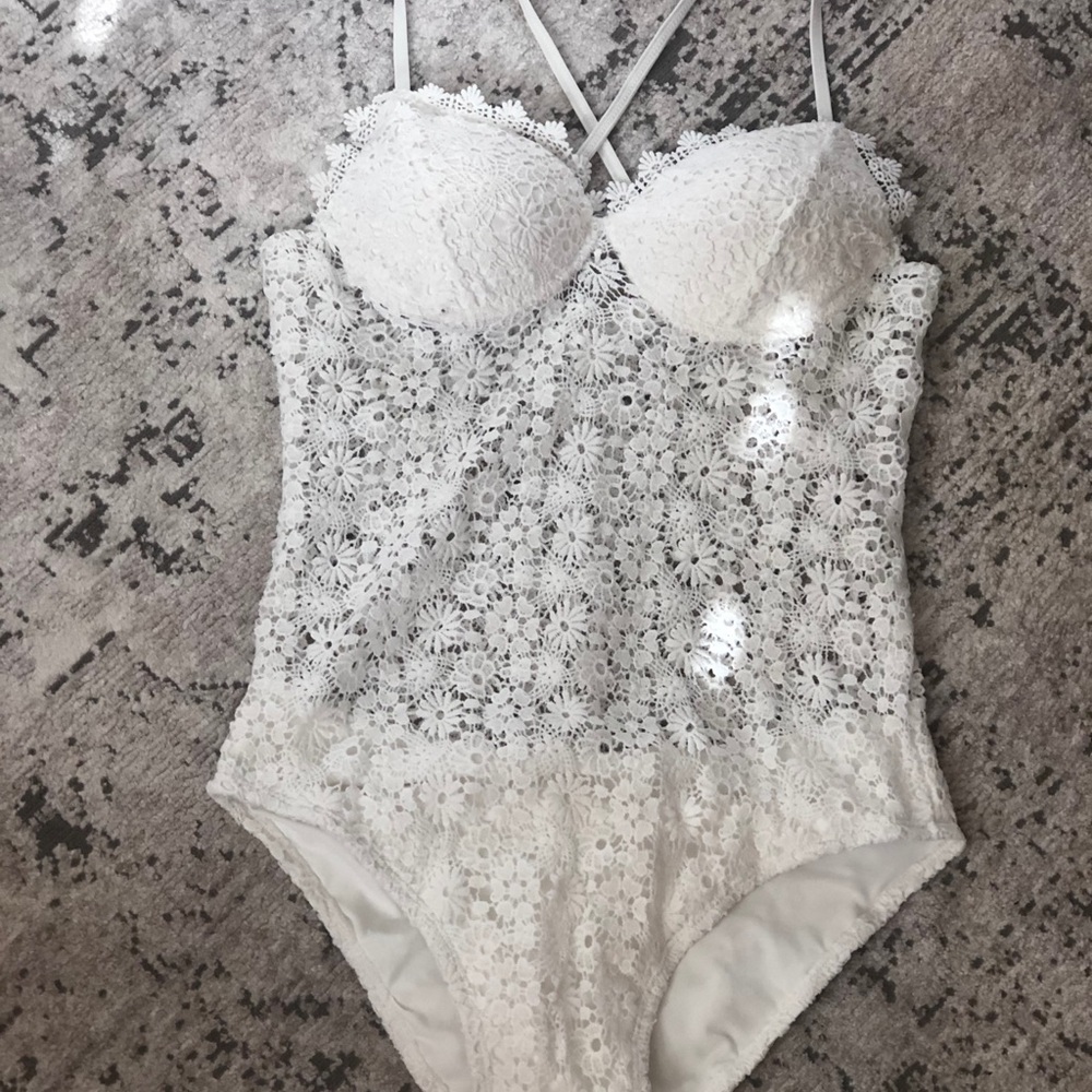 White Swim suit - new - sz large